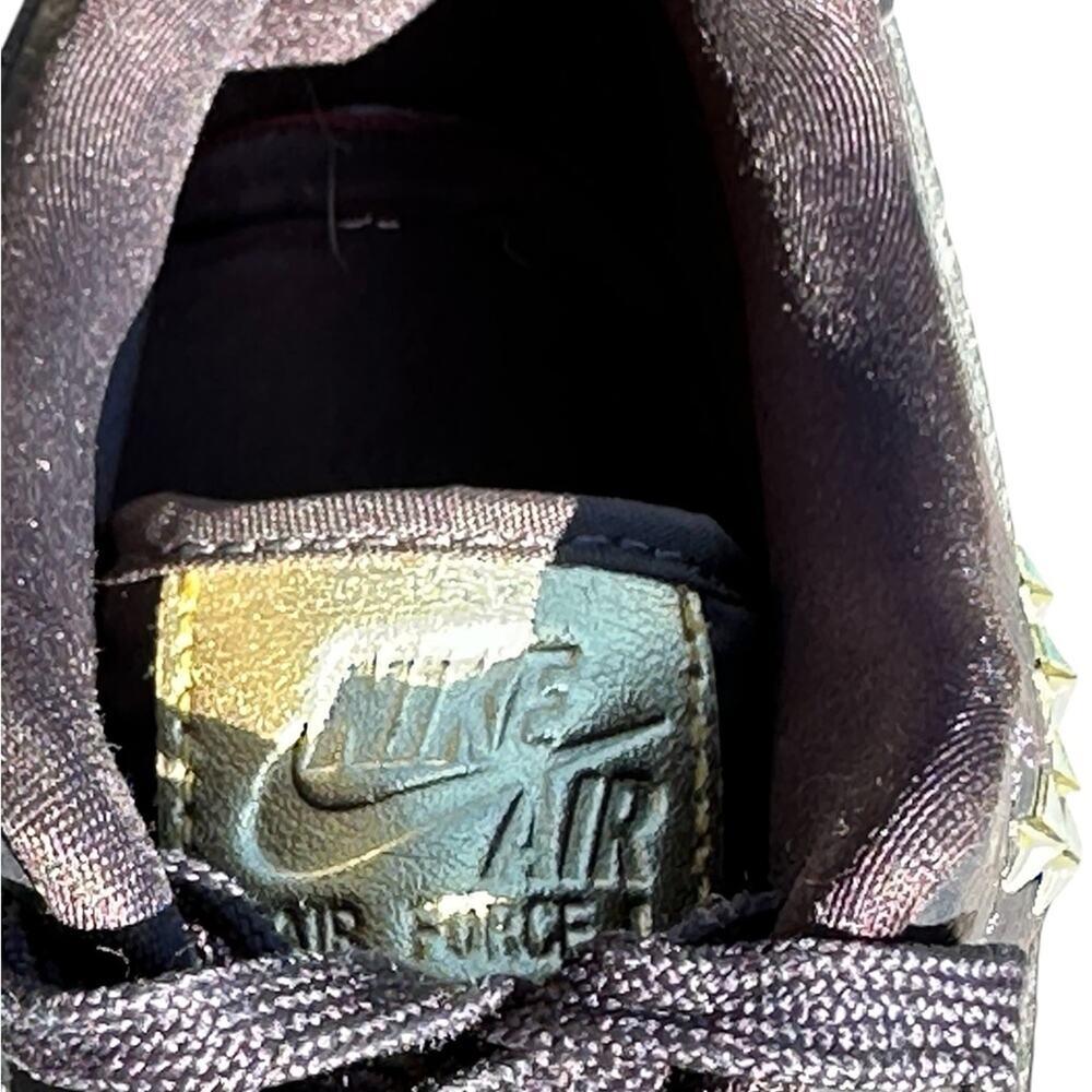 Nike Air Force 1 Black and Gold Stars Studded Sneakers GUC Size 9 - Picture 14 of 16